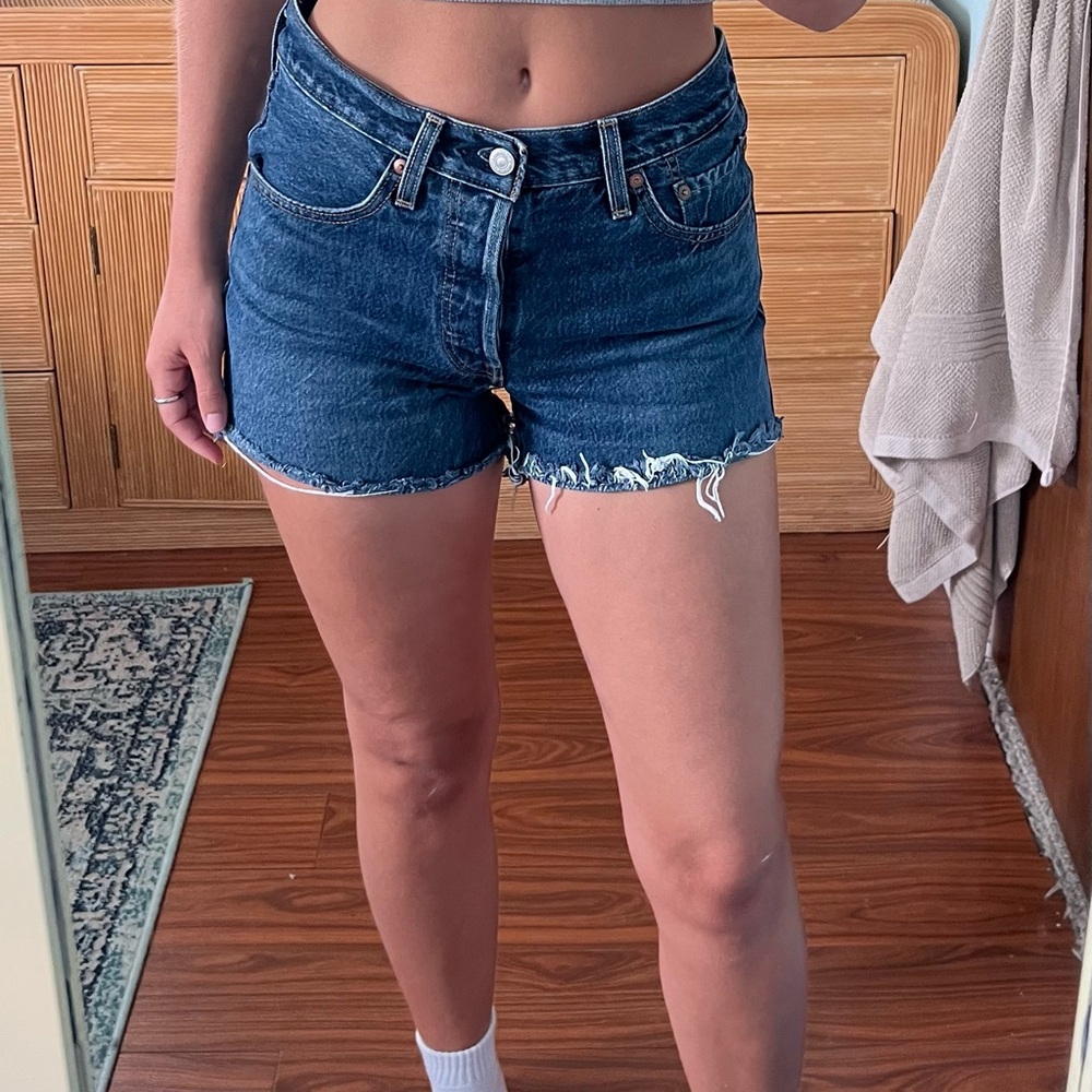 Mid-Rise Denim Levi Shorts